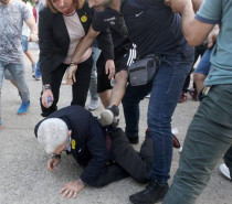 Περί βίας και ευθυνών Περί βίας και ευθυνών